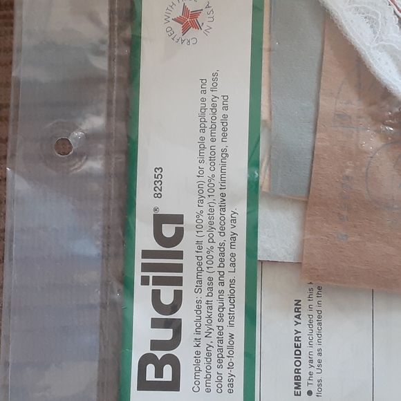 Vintage Bucilla Christmas Heirloom Teddies Door Knob Cover Craft Kit - Picture 4 of 4